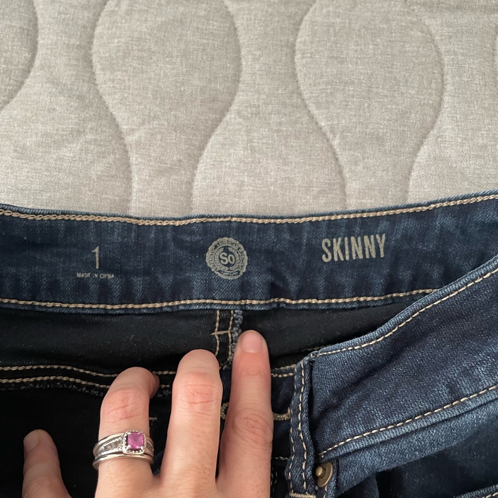 Jeans - Picture 3 of 4